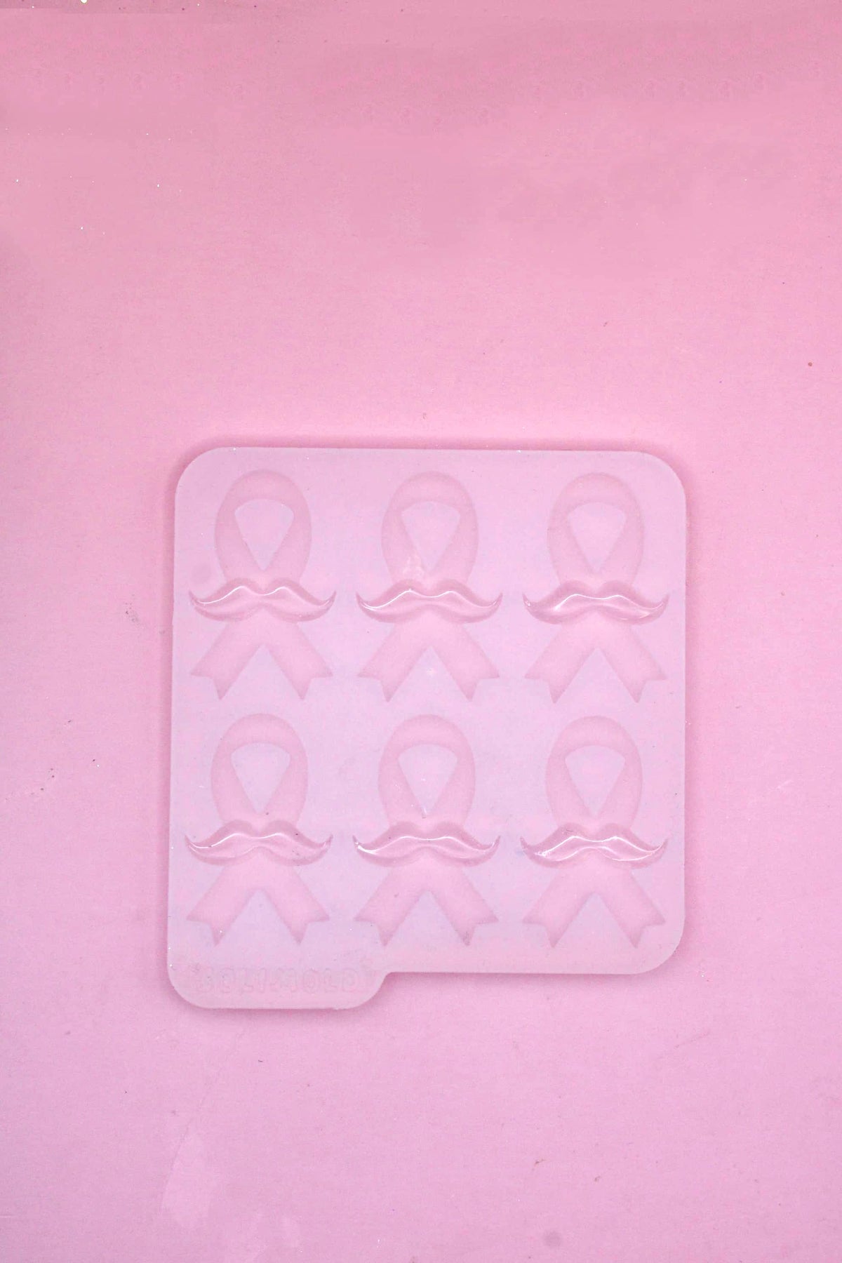 Moule silicone broche RUBAN MOVEMBER - 6 broches