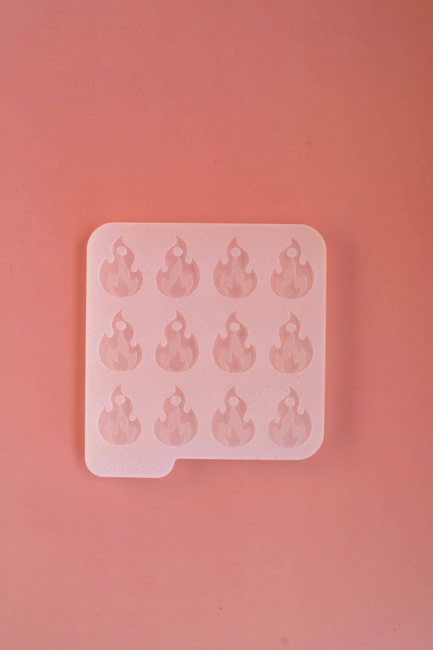 Moule silicone pampille FLAMME - 6 paires