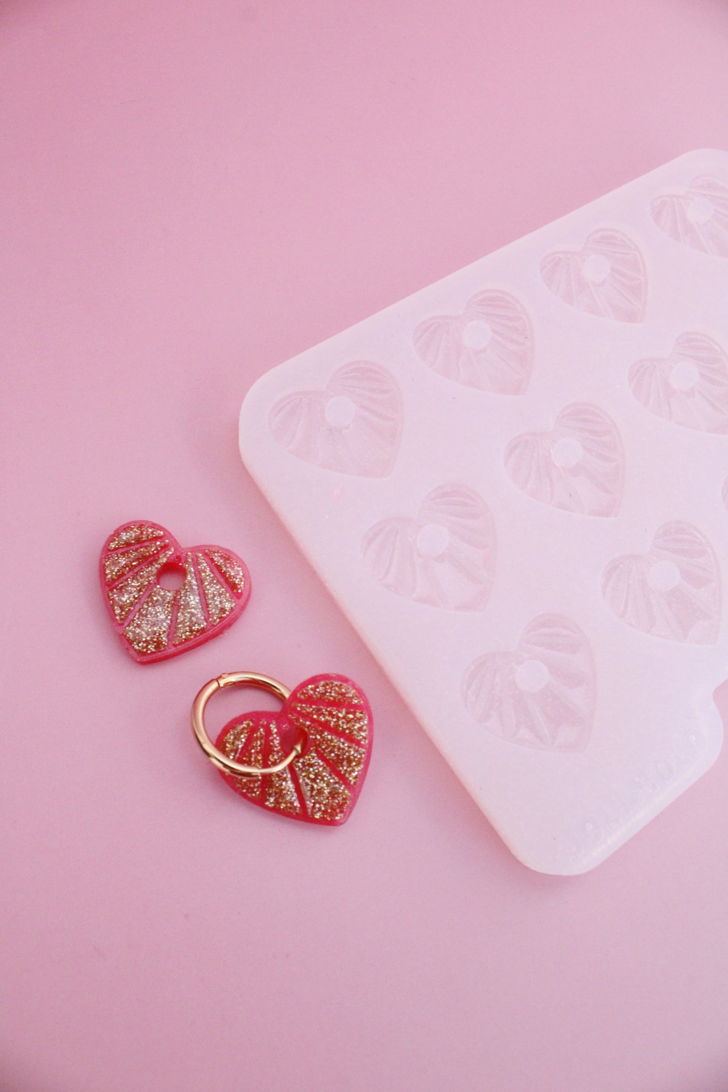 Moule silicone pampille COEUR LUMIERE - 6 paires