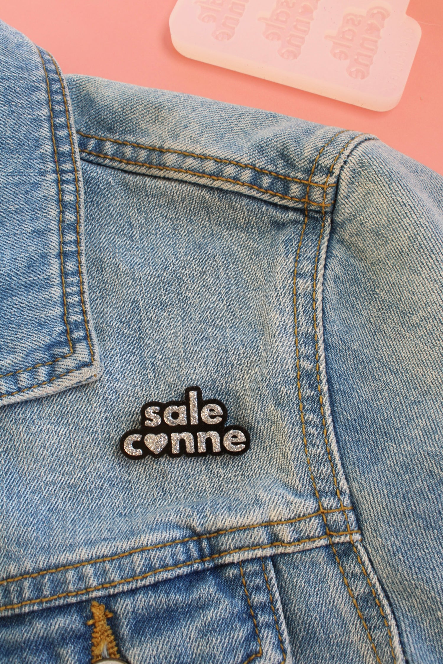 Moule silicone broche SALE CONNE - 6 broches