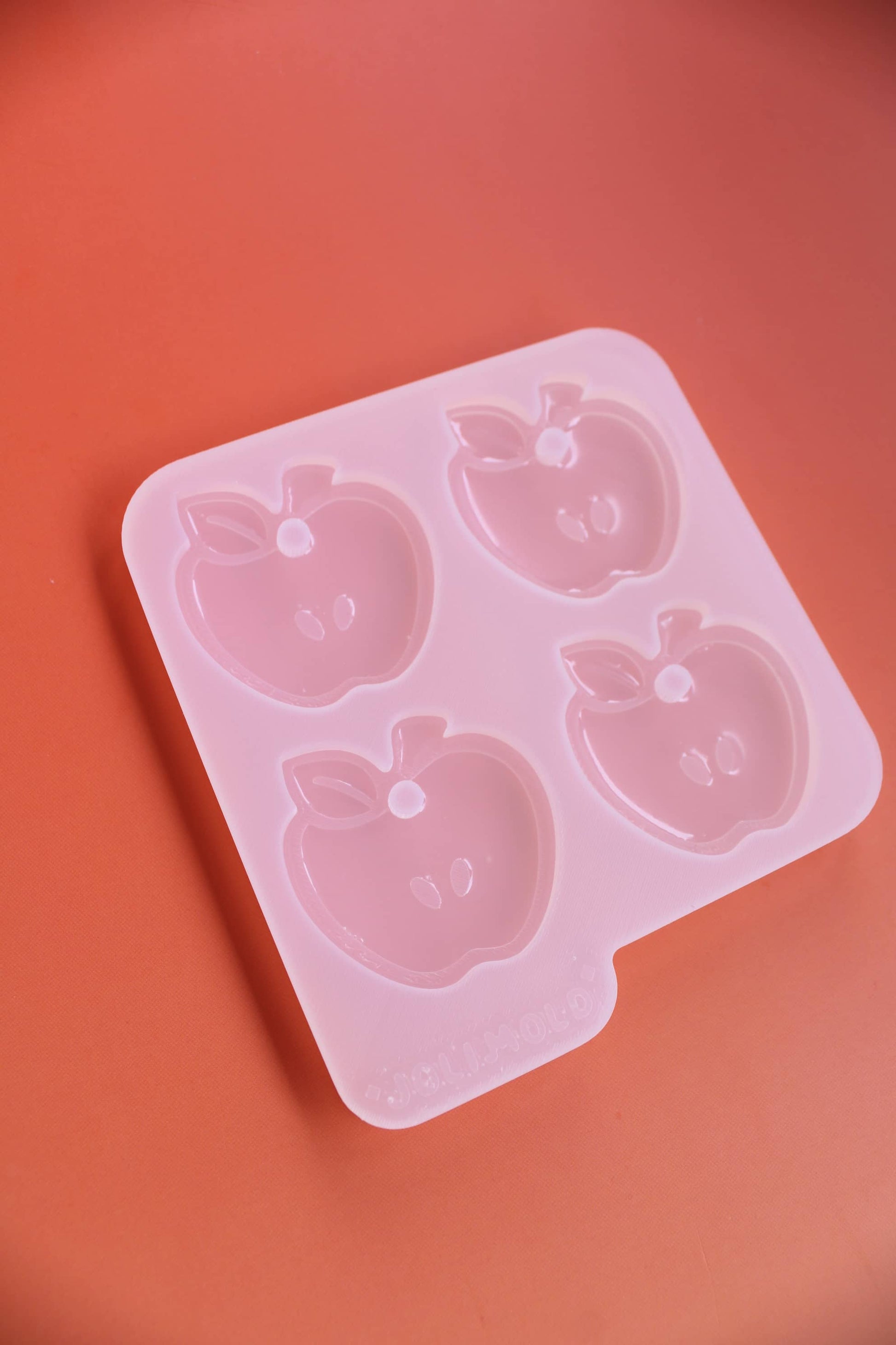 Moule silicone médaille POMME