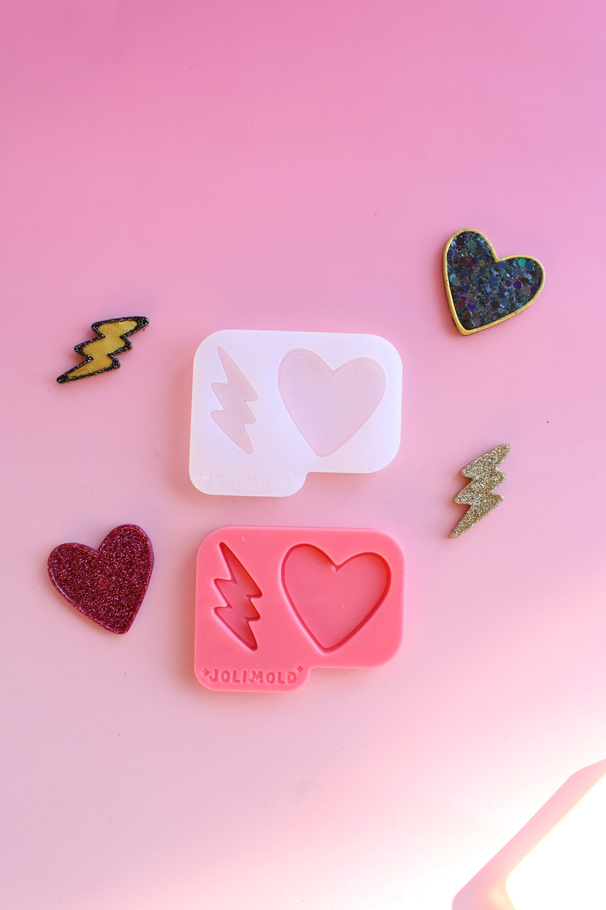 Moule silicone broche COUP DE FOUDRE - Coeur + éclair