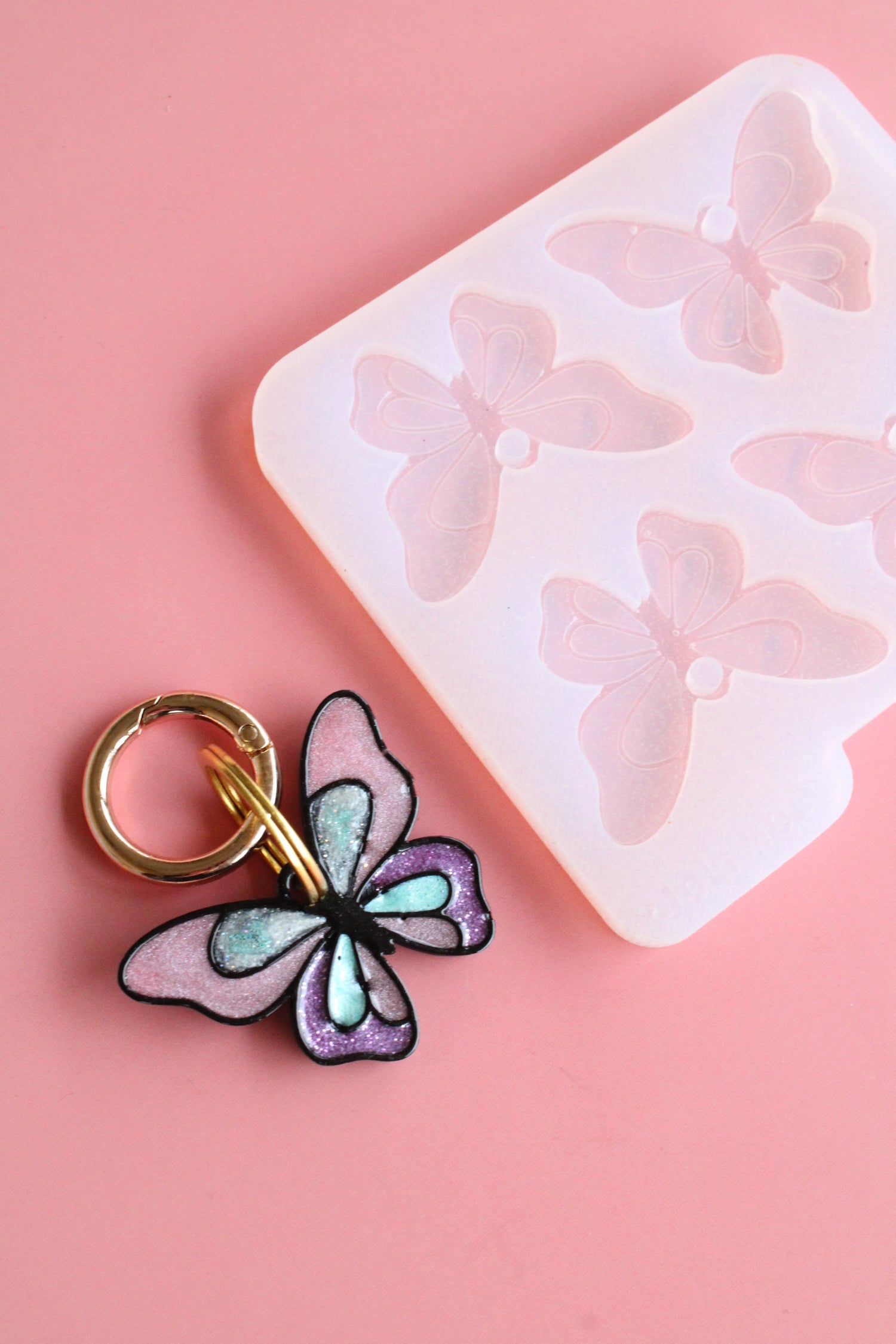 Moule silicone médaille/porte-clés PAPILLON - 4 formes