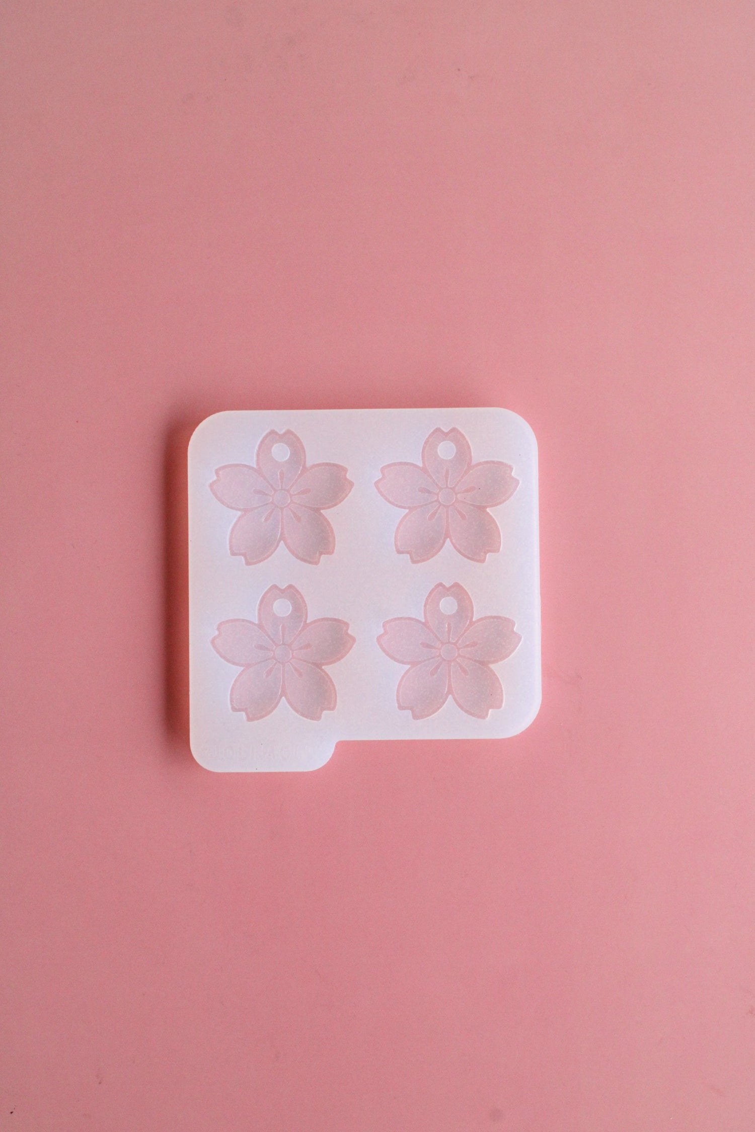 Moule silicone médaille/porte-clés SAKURA - 4 formes