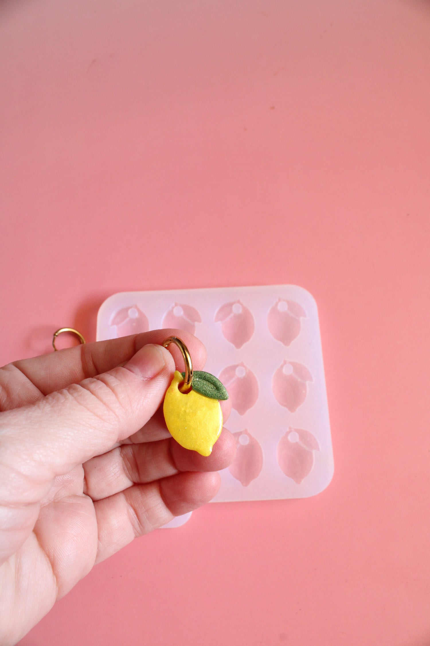 Moule silicone pampille CITRON - 6 paires