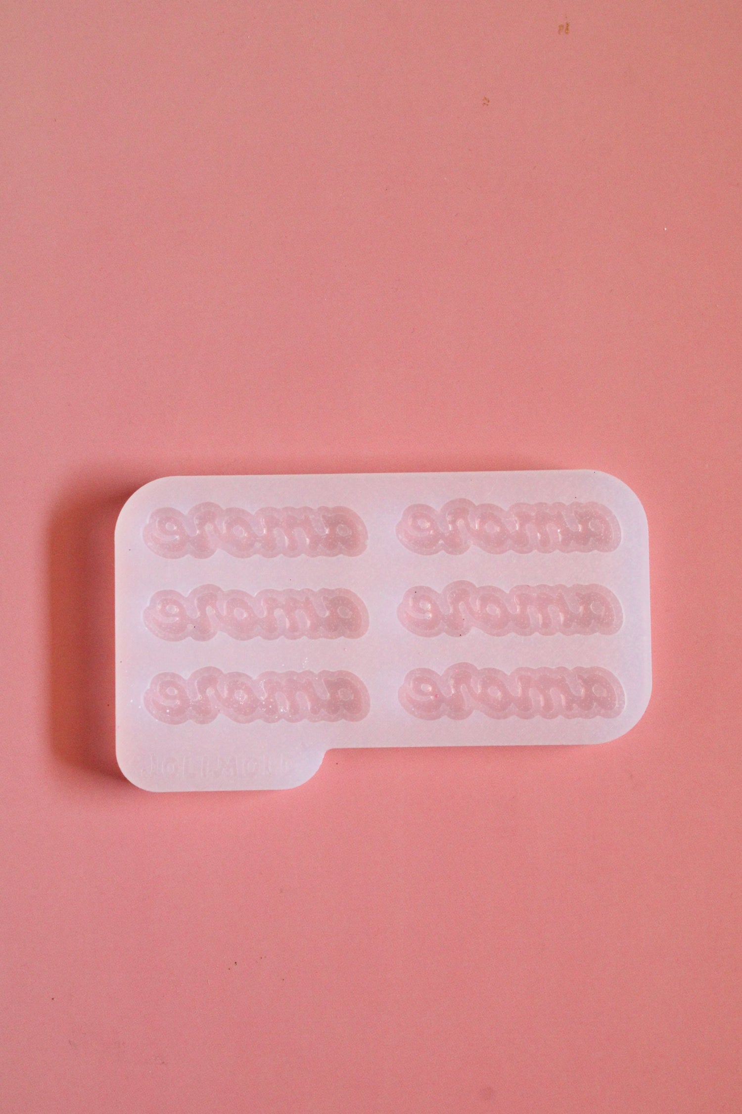 Moule silicone broche AMORE - 6 broches