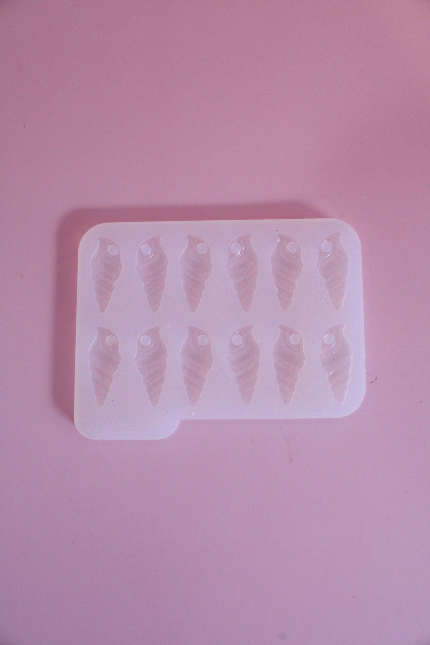 Moule silicone pampille COQUILLAGE CONQUE - 6 paires