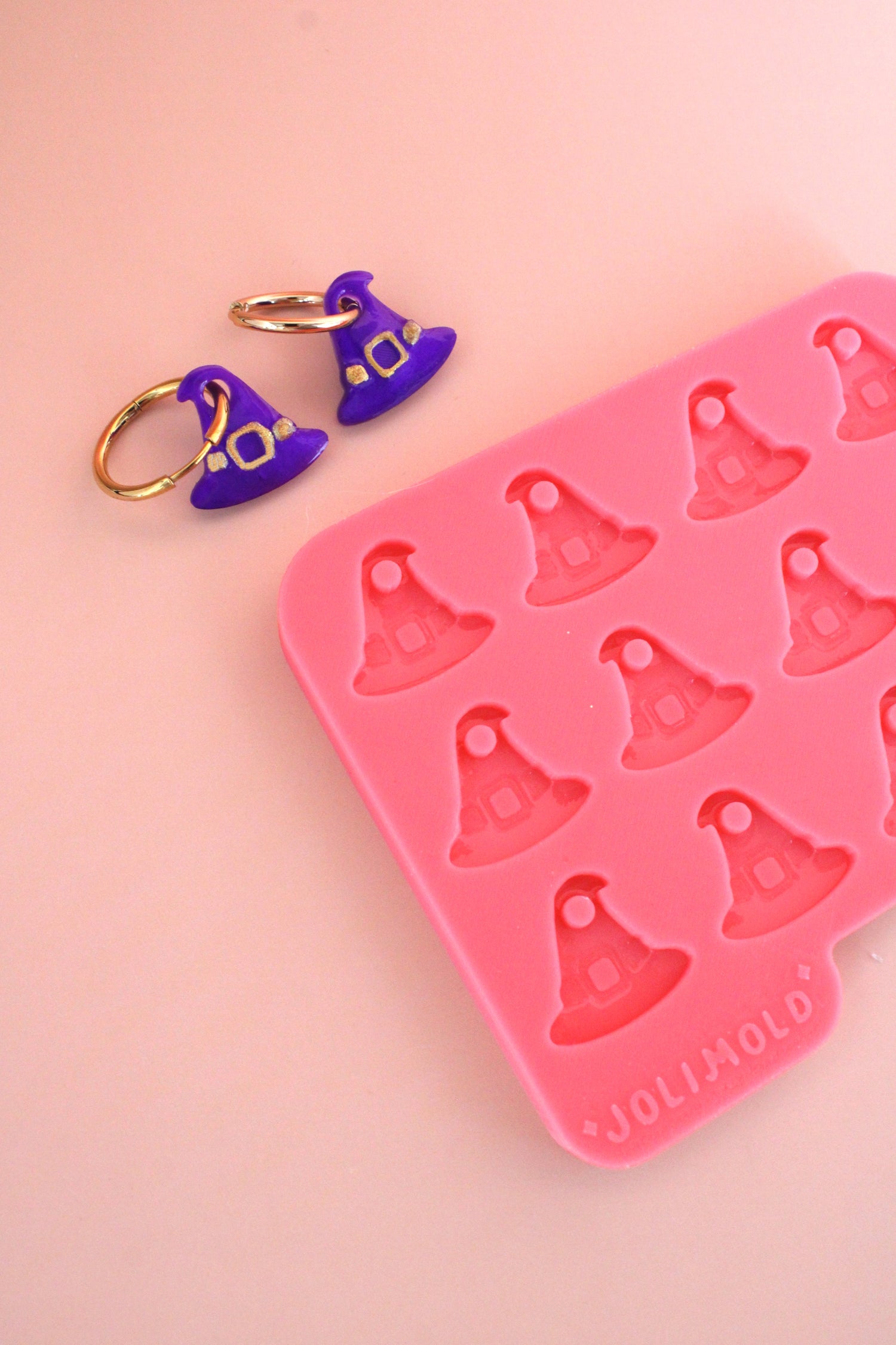 Moule silicone pampille CHAPEAU SORCIERE - 6 paires