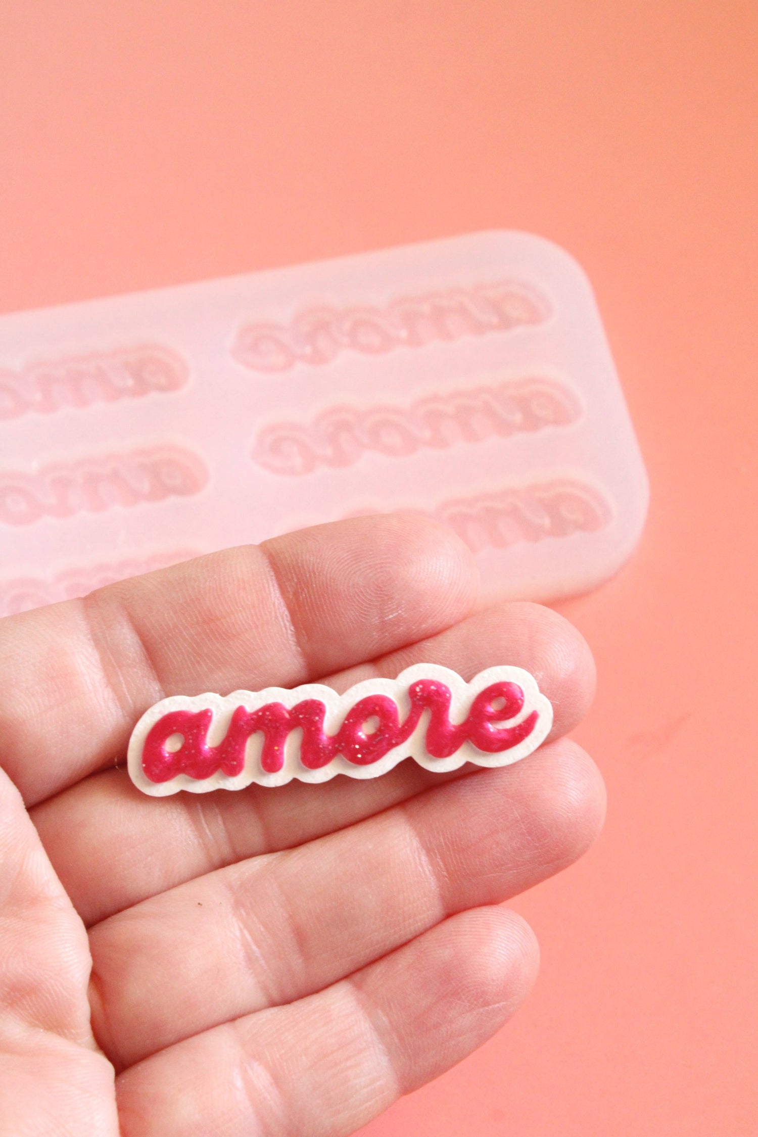 Moule silicone broche AMORE - 6 broches