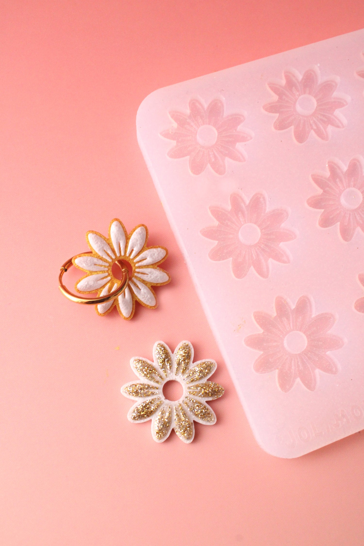 Moule silicone pampille MARGUERITE - 6 paires