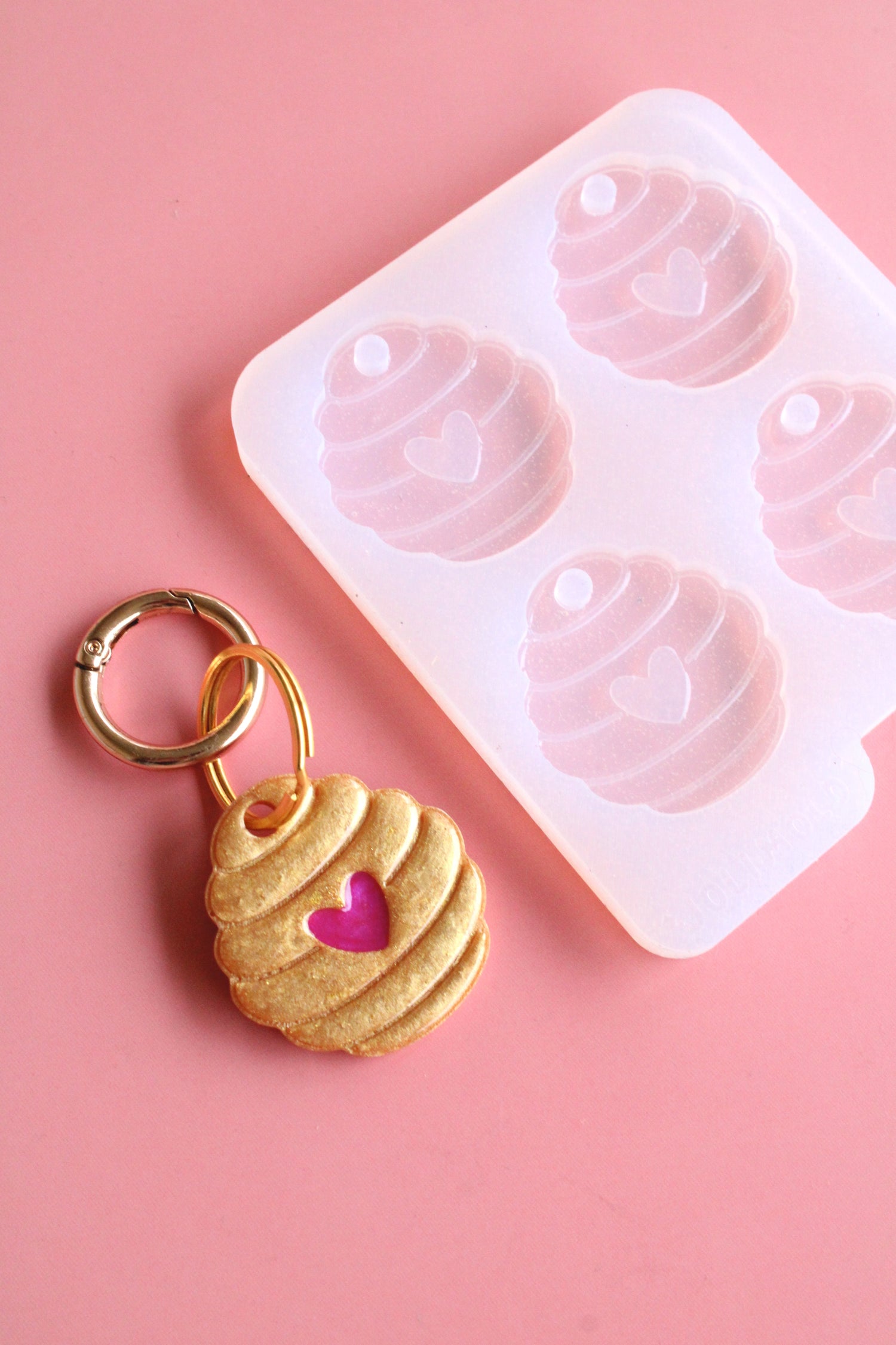 Moule silicone médaille/porte-clés RUCHE - 4 formes