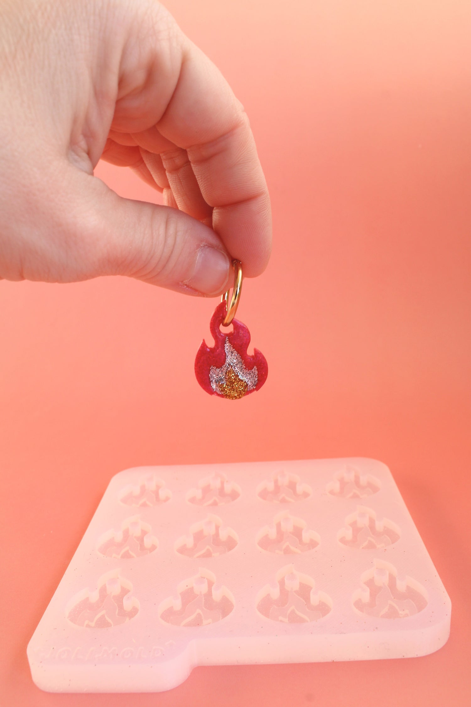 Moule silicone pampille FLAMME - 6 paires