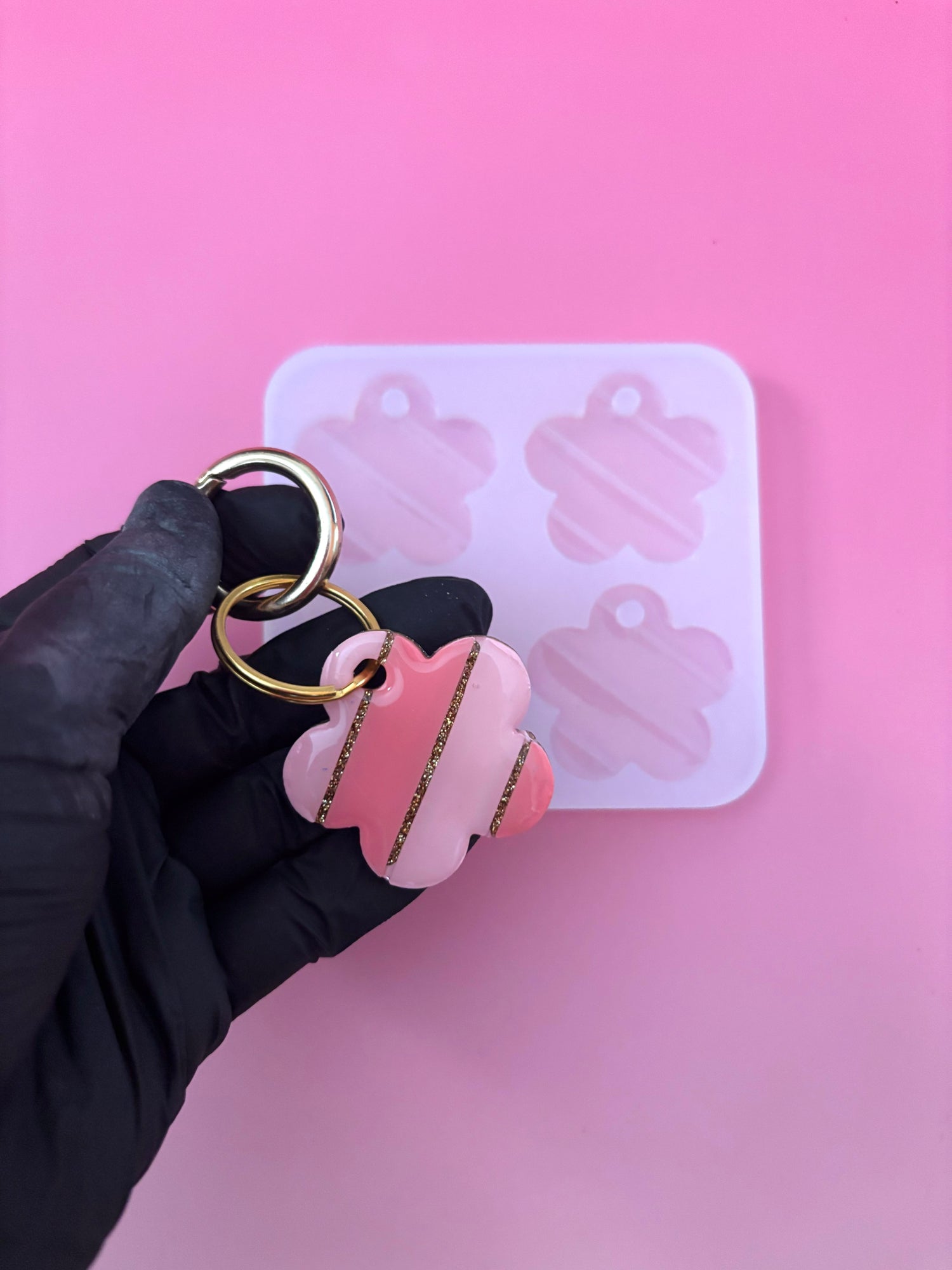 Moule silicone médaille/porte-clé FLEUR RAYURES - 4 pièces