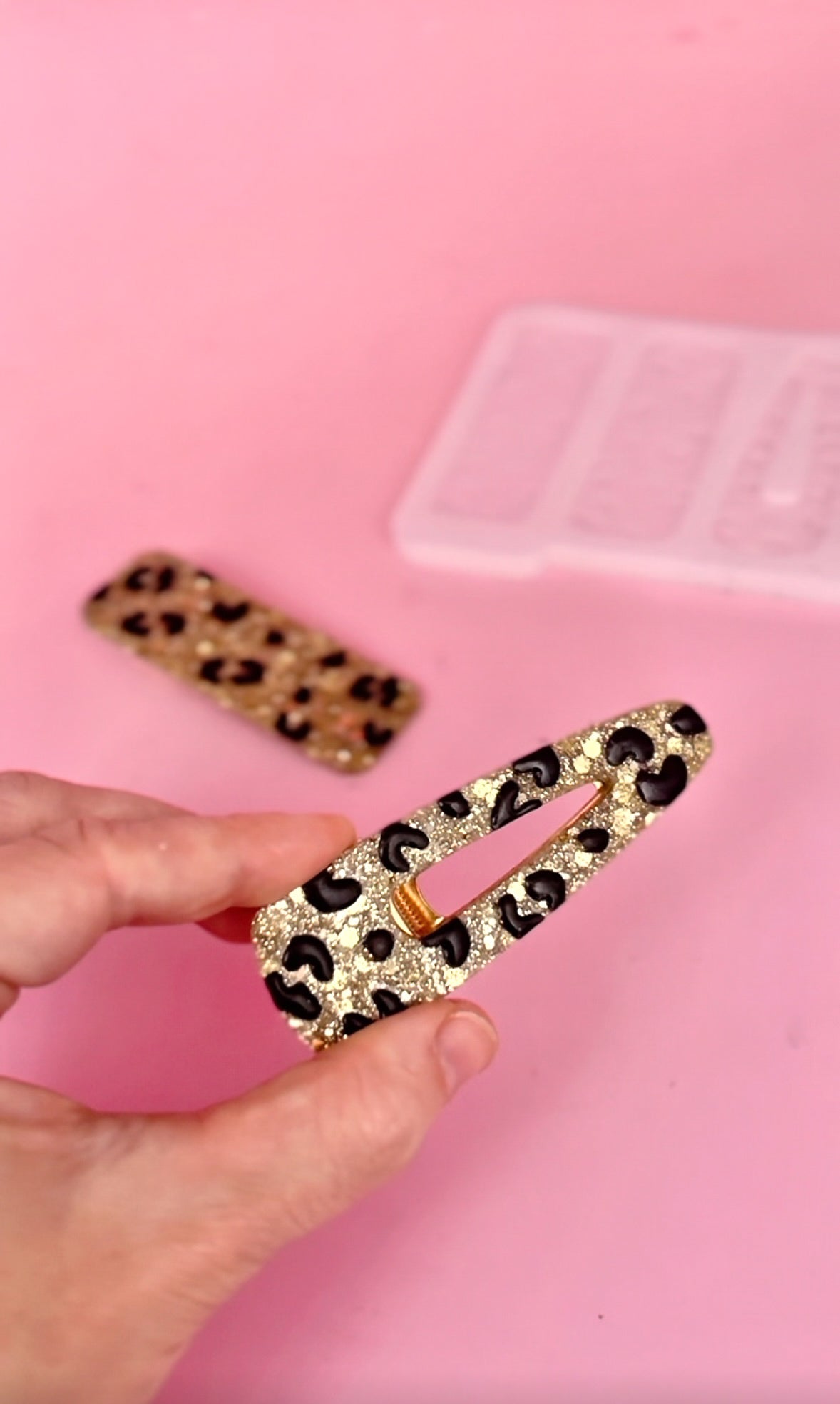 Moule silicone barrettes LEOPARD - 4 barrettes