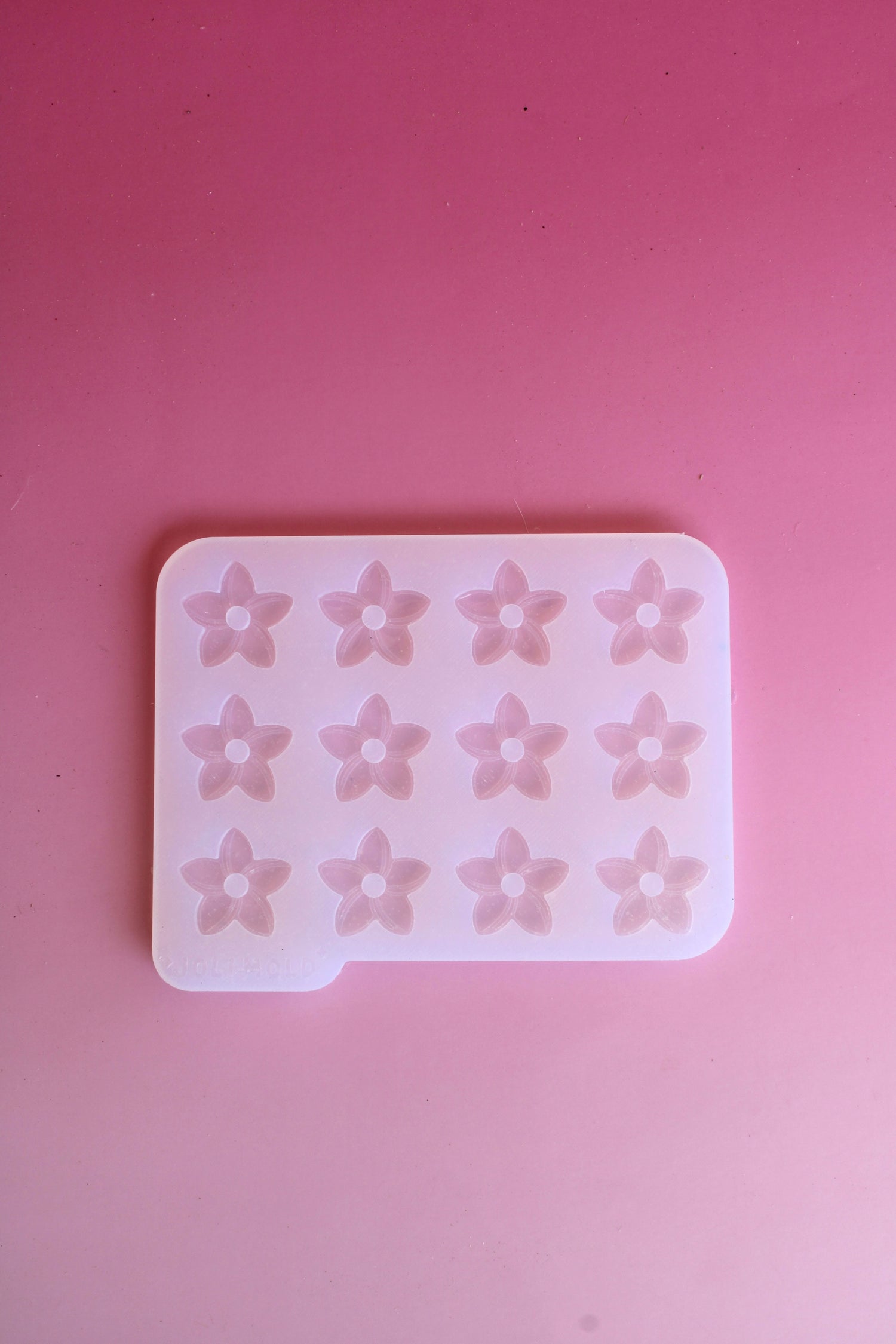 Moule silicone pampille PETITE FLEUR DE TIARE - 6 paires
