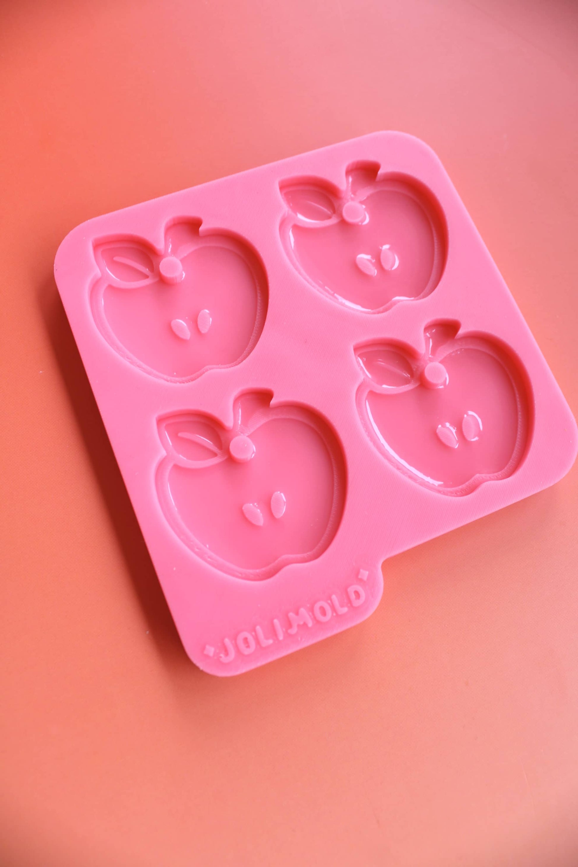 Moule silicone médaille POMME