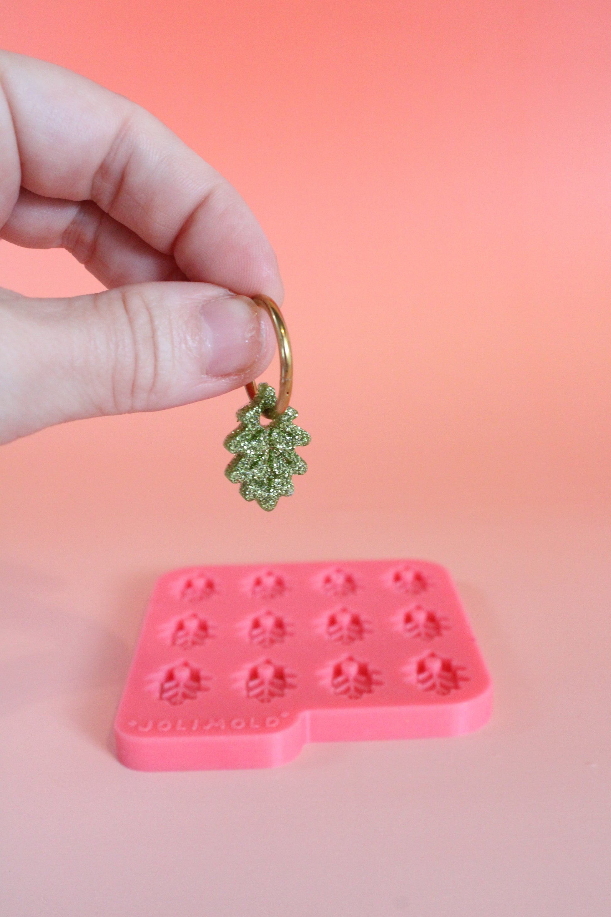 Moule silicone pampille FEUILLE DE CHENE - 6 paires