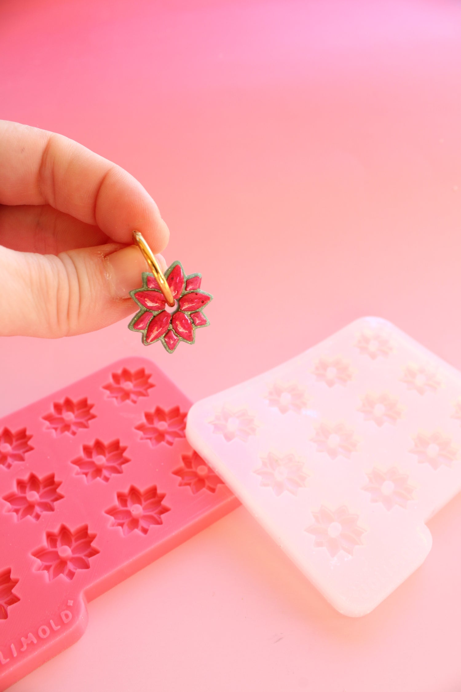 Moule silicone pampille fleur de Noel - POINSETTIA 6 paires