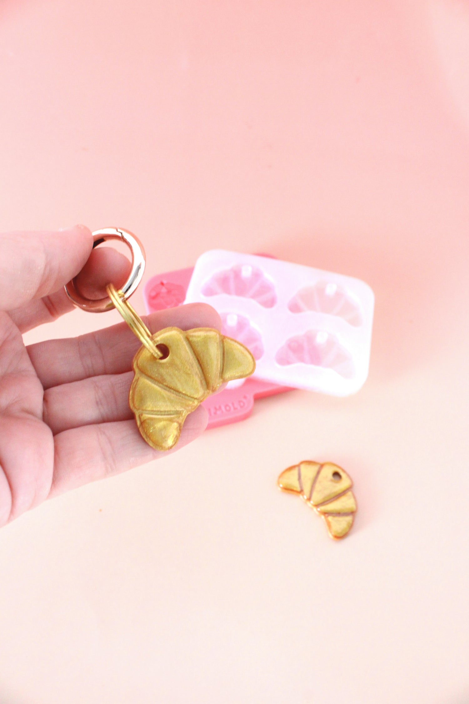 Moule silicone médaille CROISSANT - 4 formes