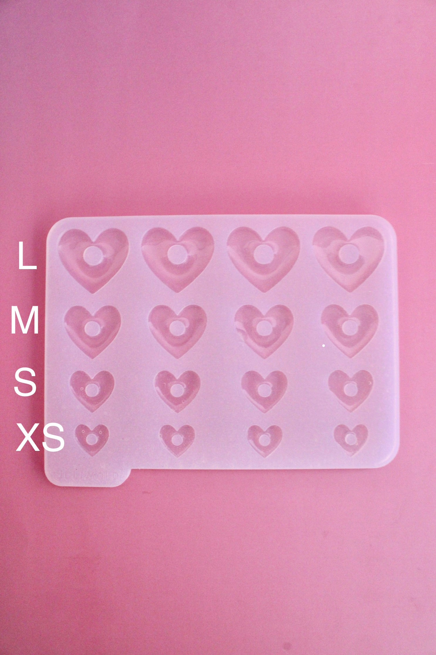 Moule silicone  16 COEURS - avec trou