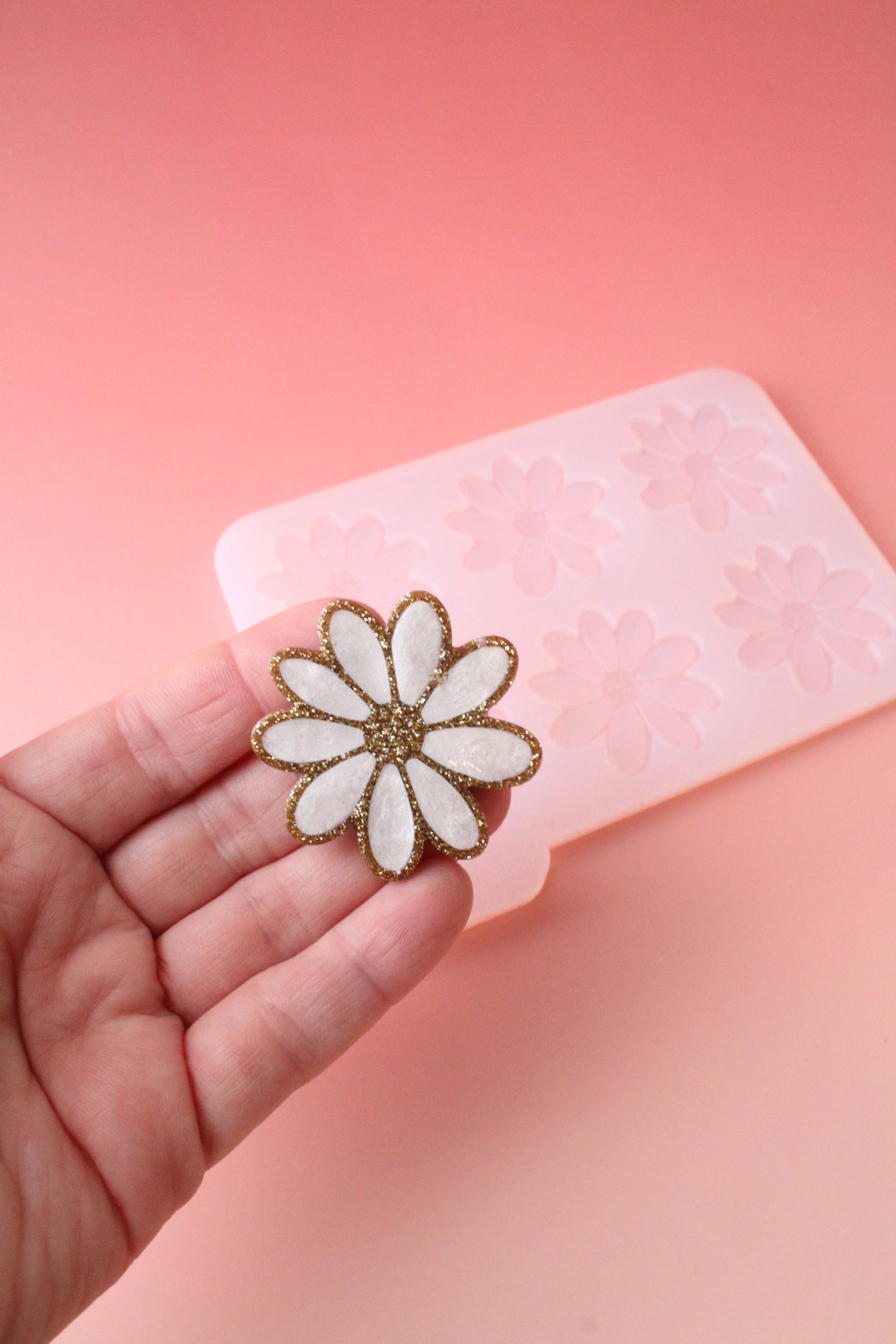 Moule silicone broche MARGUERITE - 6 broches