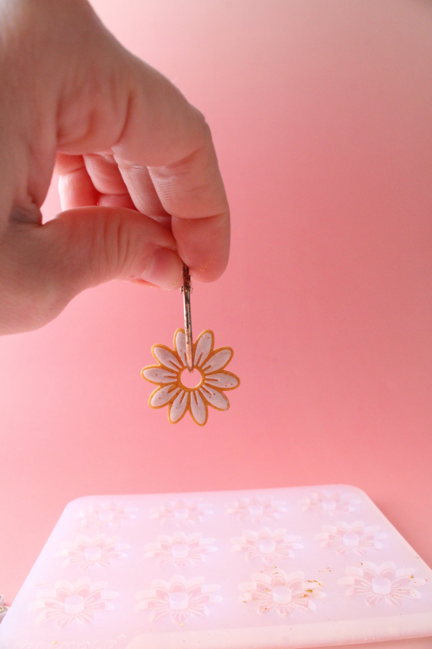 Moule silicone pampille MARGUERITE - 6 paires