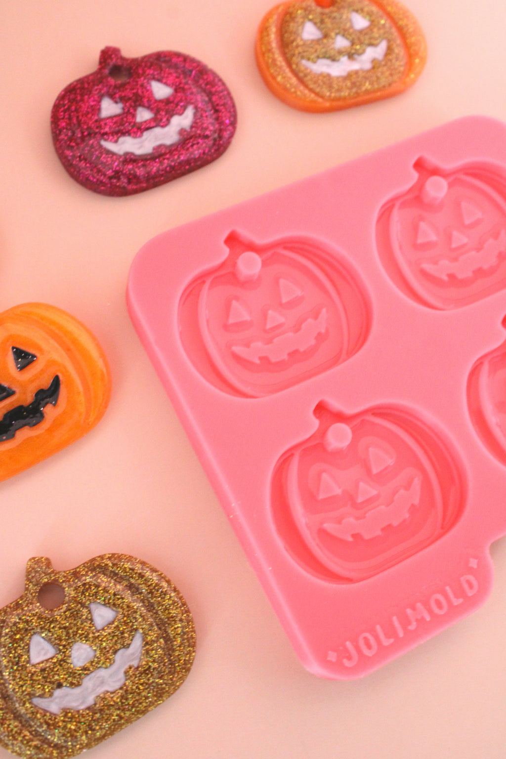 Moule silicone médaille CITROUILLE HALLOWEEN - 4 formes