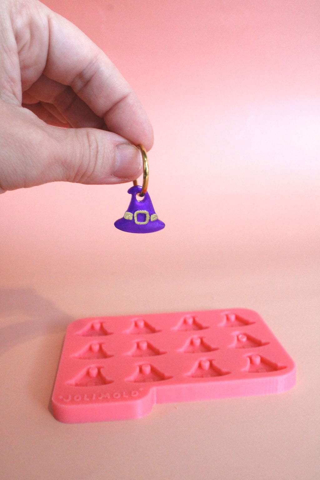 Moule silicone pampille CHAPEAU SORCIERE - 6 paires