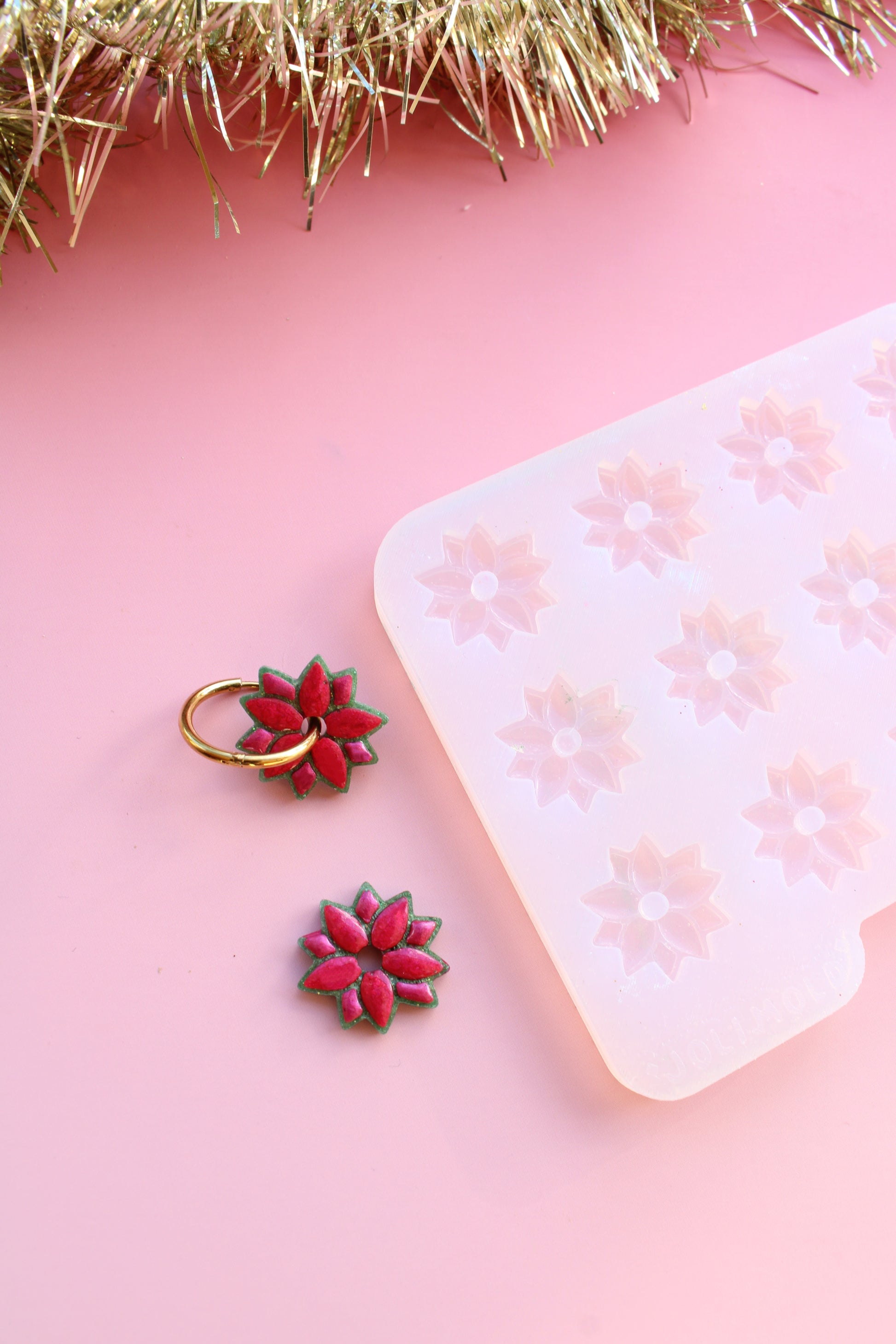 Moule silicone pampille fleur de Noel - POINSETTIA 6 paires