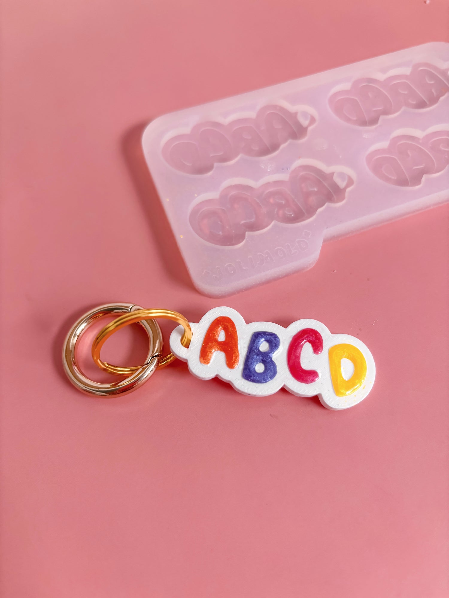 Moule silicone porte-clé ABCD - 4 pièces